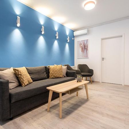 Blue Design Apartament In Magheru Bucarest Esterno foto