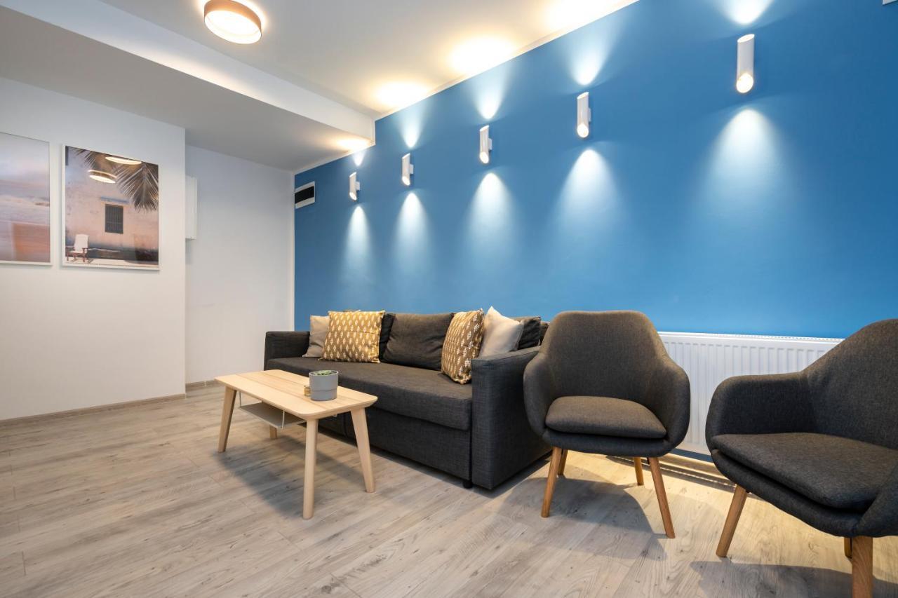 Blue Design Apartament In Magheru Bucarest Esterno foto