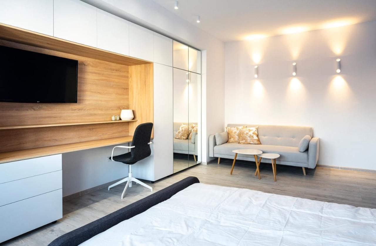 Blue Design Apartament In Magheru Bucarest Esterno foto